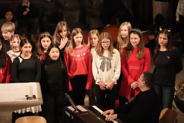 weihnachtskonzert_25-1683FEE1A1-3CF8-0AFA-88C2-EAF5C11D129C.jpeg