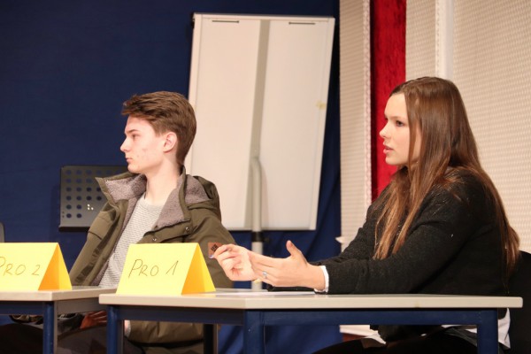 jugend-debattiert-2019-8BF0D2A66-1F56-DDE9-A208-3011FA44828B.jpg